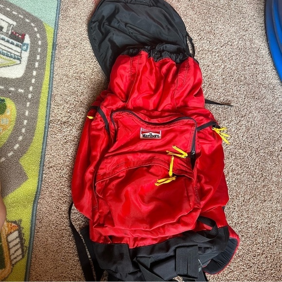 Vintage Marlboro Hiking‎ Backpack Bag +  Attachable Small Backpack - Picture 5 of 10